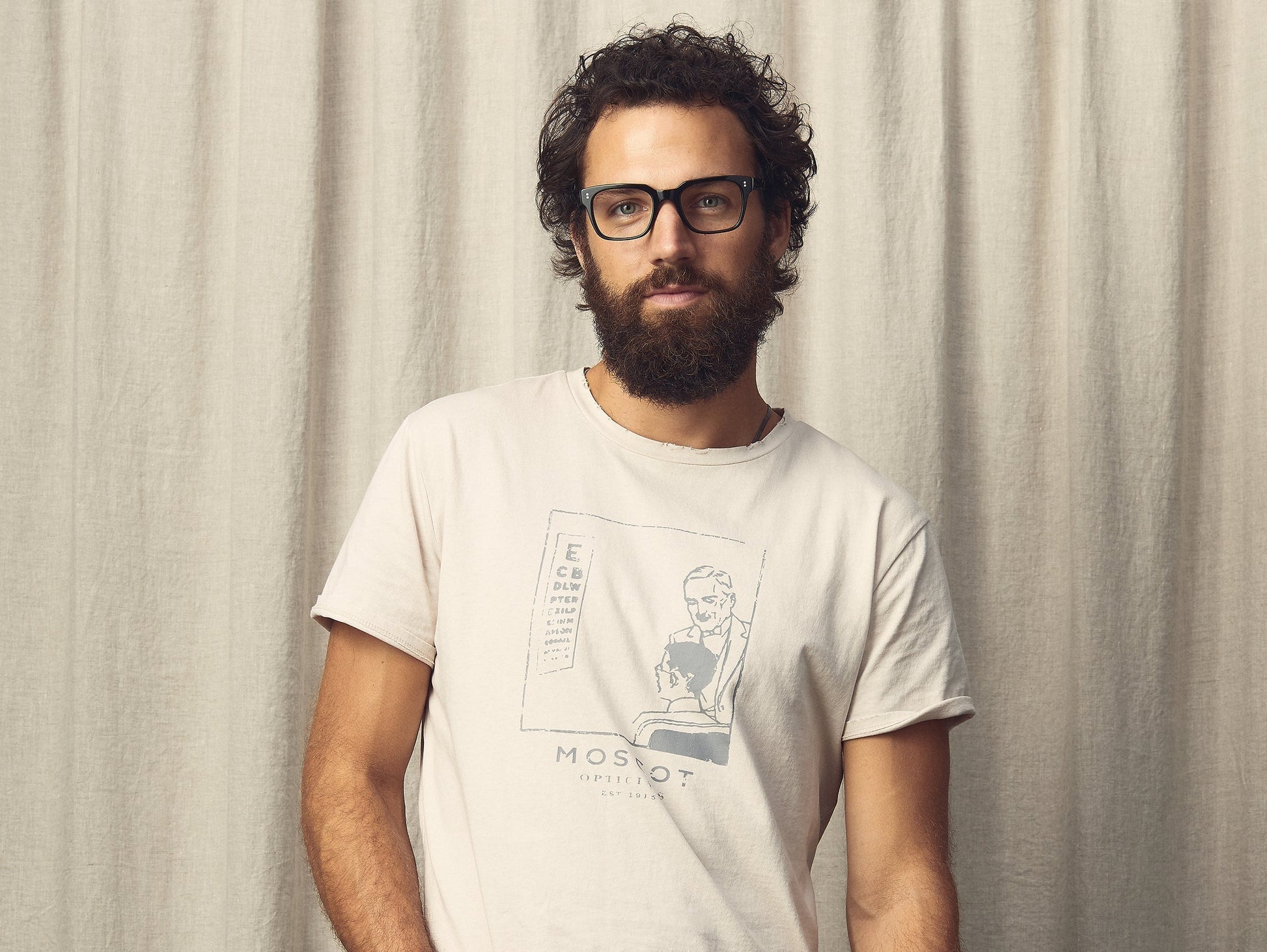 MOSCOT TEE